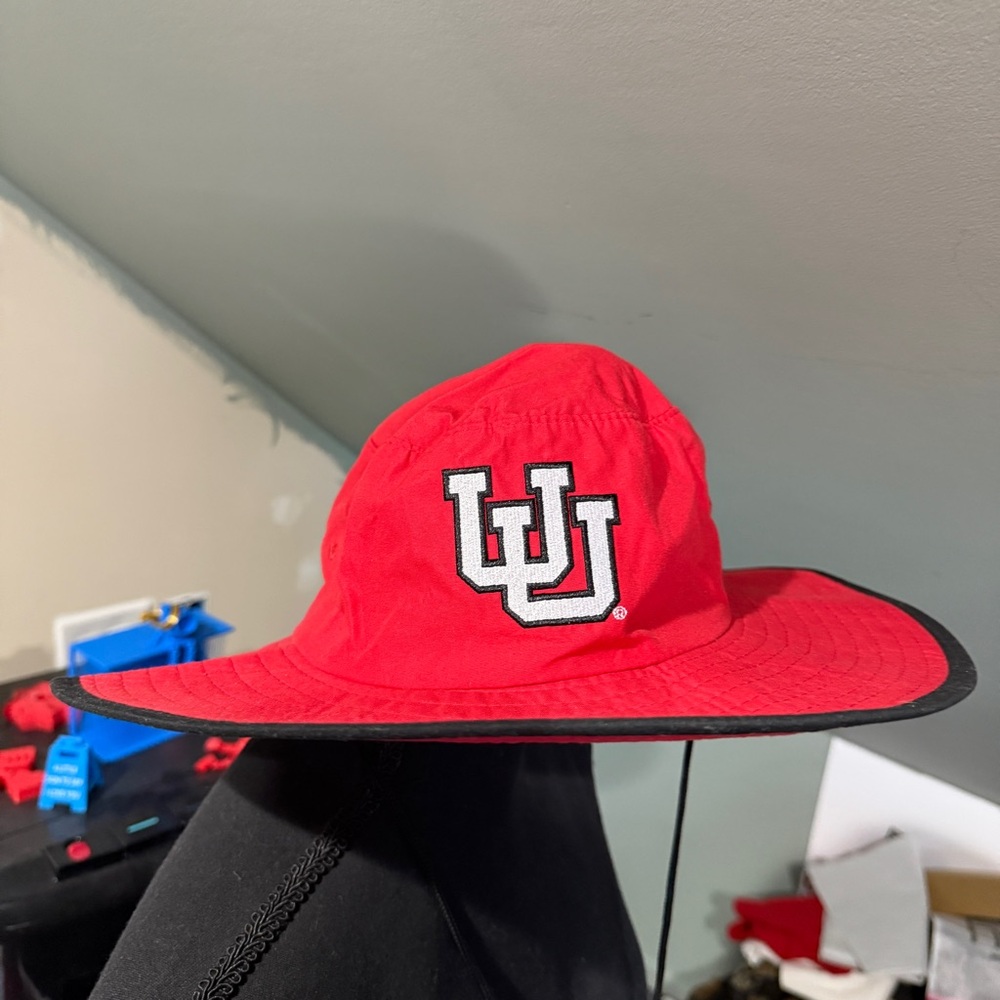 FOCO University of‎ Utah Utes bucket hat red